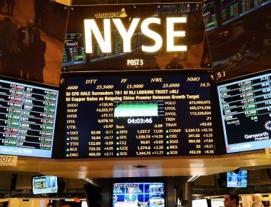 «Βουτιά» στους δείκτες της Wall Street μετά την ακύρωση της συνάντησης Ντ. Τραμπ- Κιμ Γιονγκ Ουν